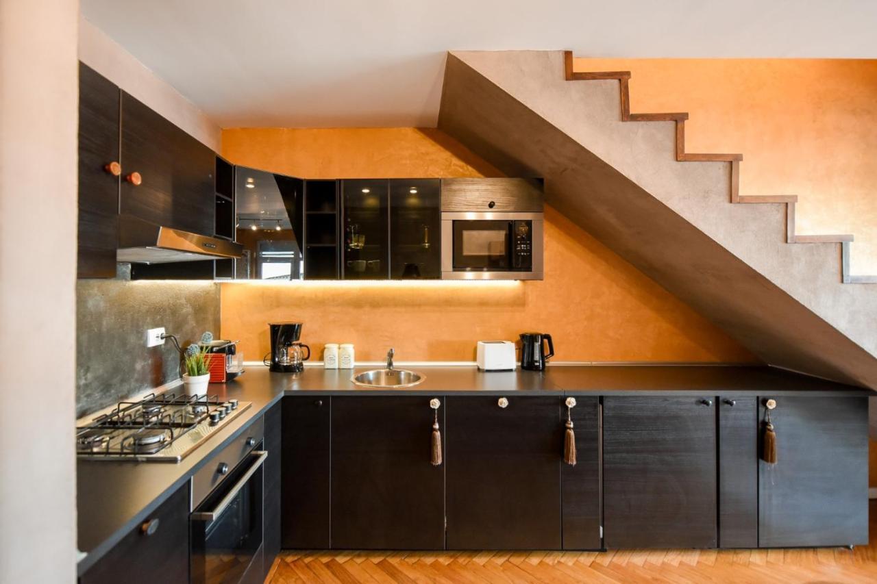 شقة Spectacular Views & Modern Comfort: Your Dream Duplex In Central بوخارست المظهر الخارجي الصورة